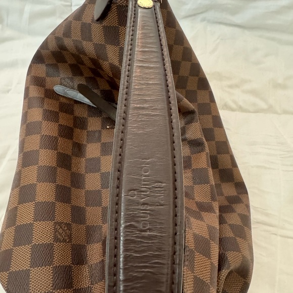 Authentic Louis Vuitton Duomo Hobo Used comes with box and dust bag - Picture 6 of 14